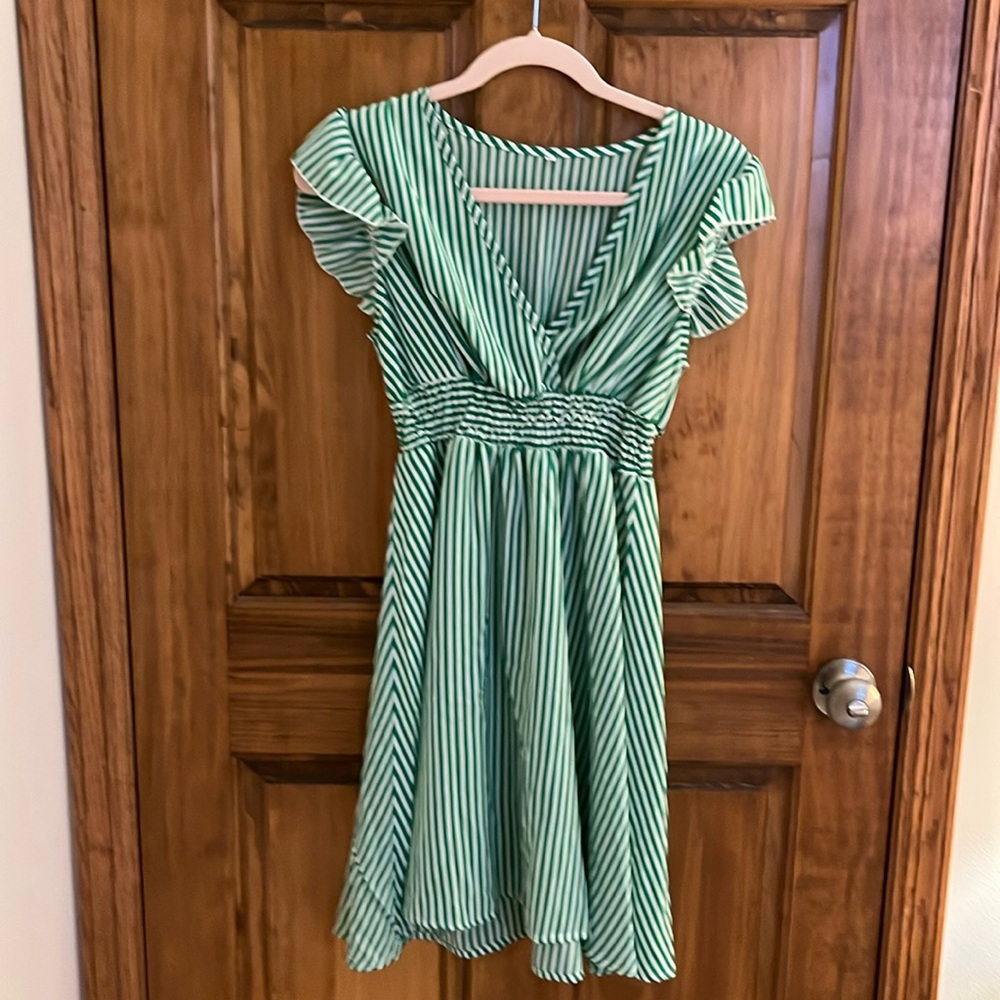 Green striped dress size medium